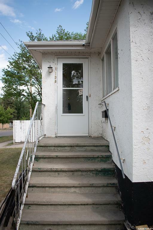 Property Photo:  138 G Avenue N  SK S7L 1Z1 