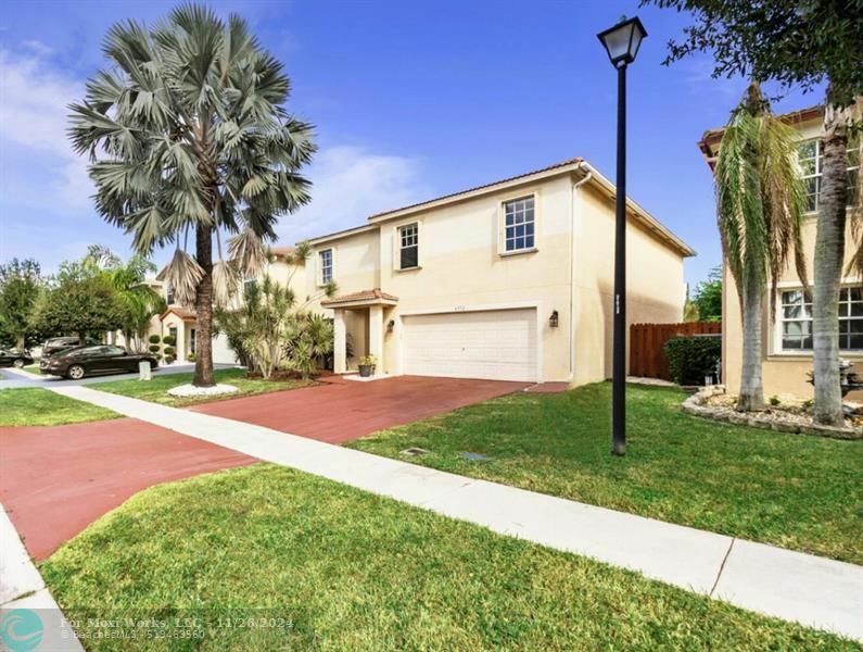 Property Photo:  6592 Rivermill Club Dr  FL 33463 