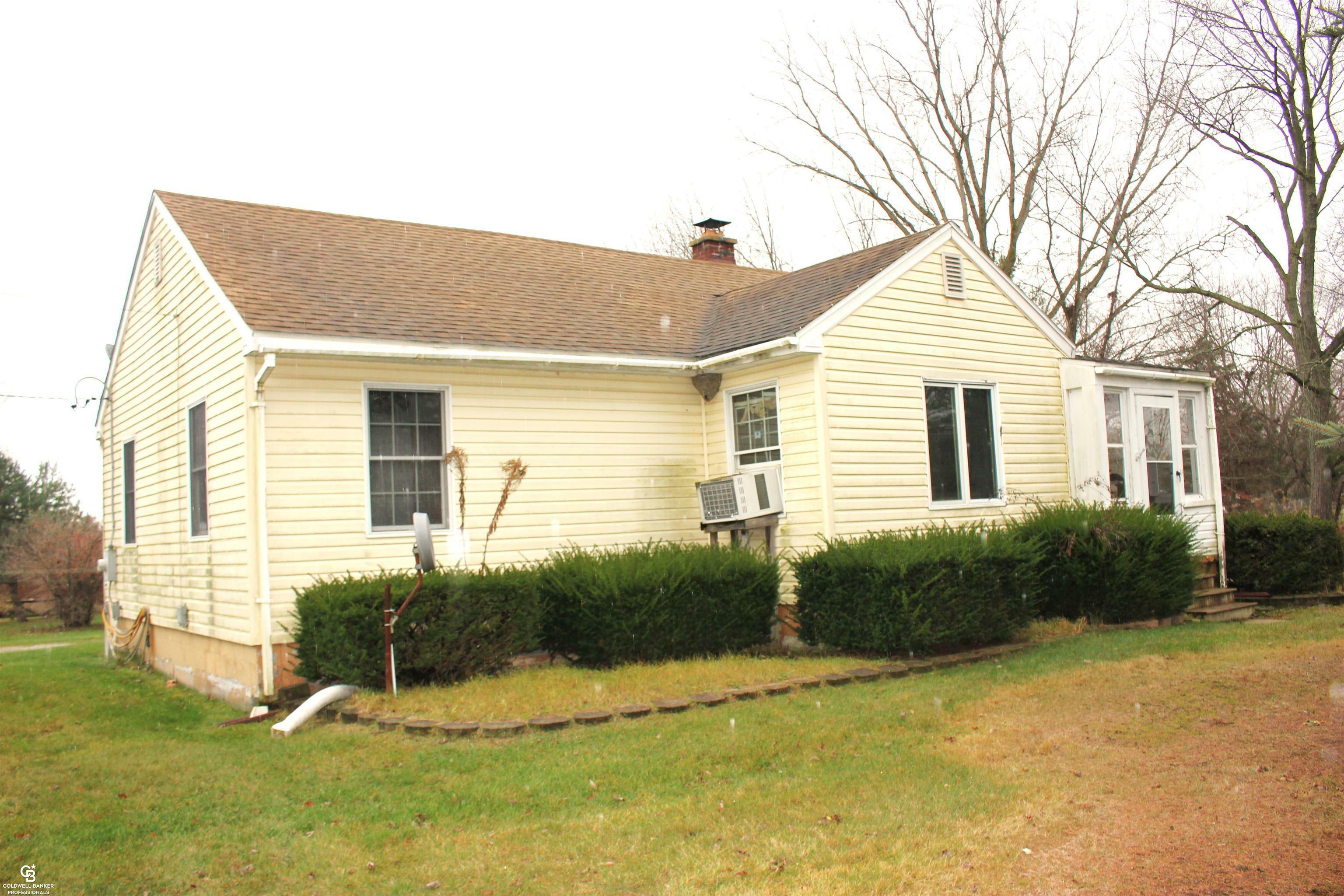 Property Photo:  1376 Lathrop Road  MI 48002 