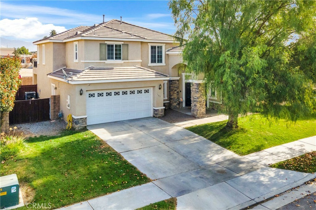 Property Photo:  750 Shiraz Drive  CA 92545 