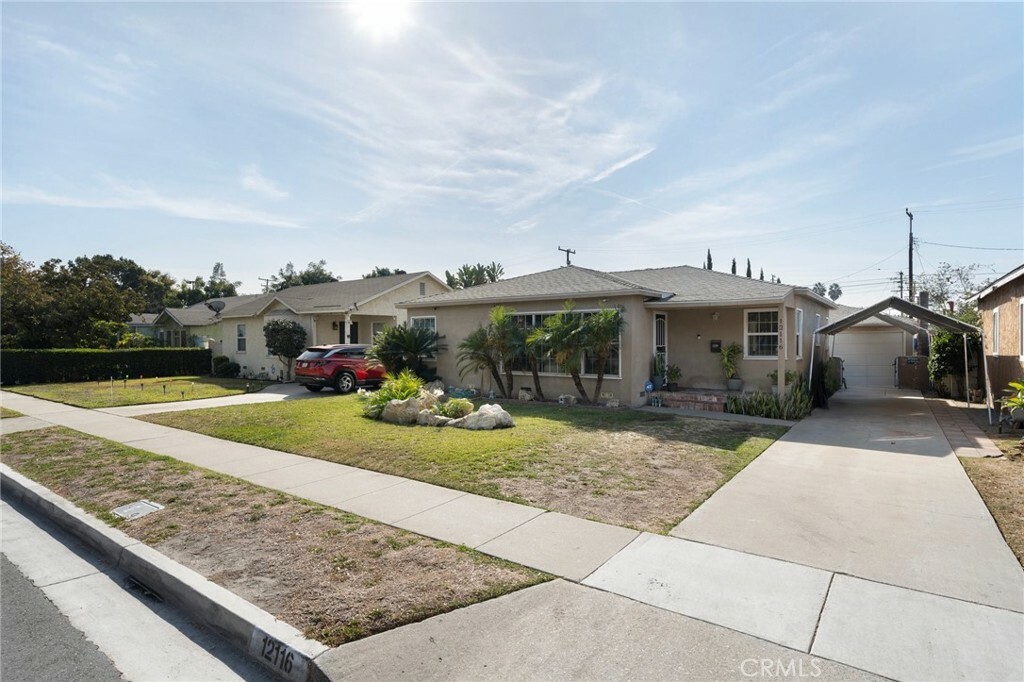 Property Photo:  12116 Olive Street  CA 90650 