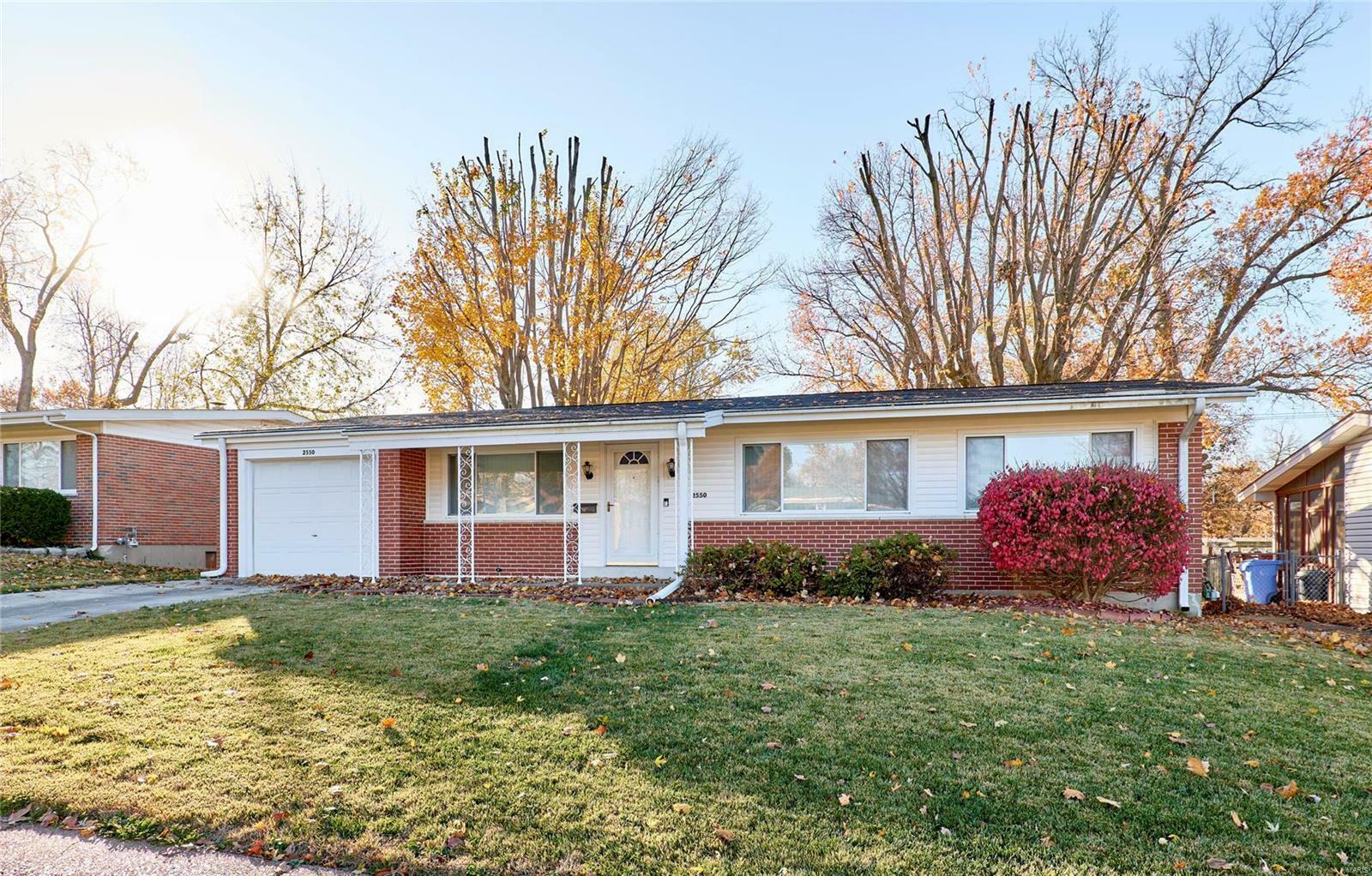 Property Photo:  2550 Northridge Place  MO 63033 