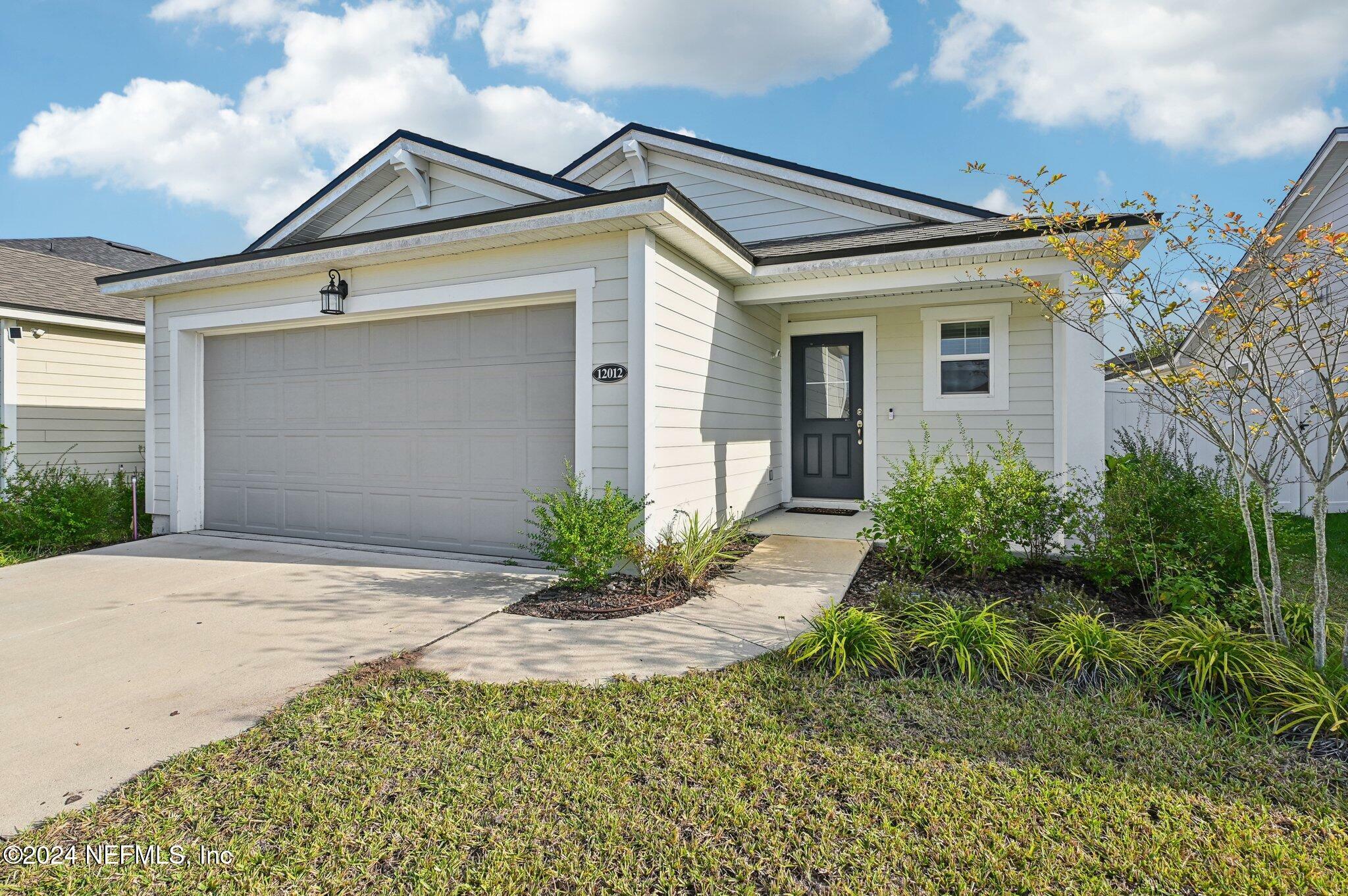 Property Photo:  12012 Elderbank Drive  FL 32256 