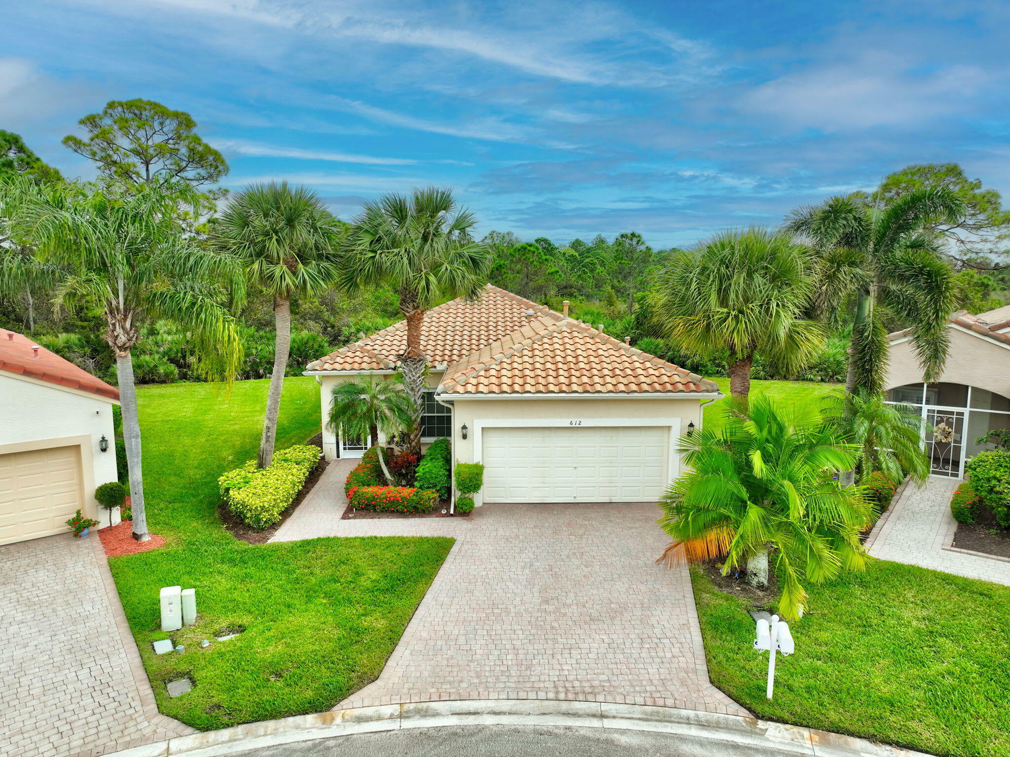 Property Photo:  612 NW Whitfield Way  FL 34986 