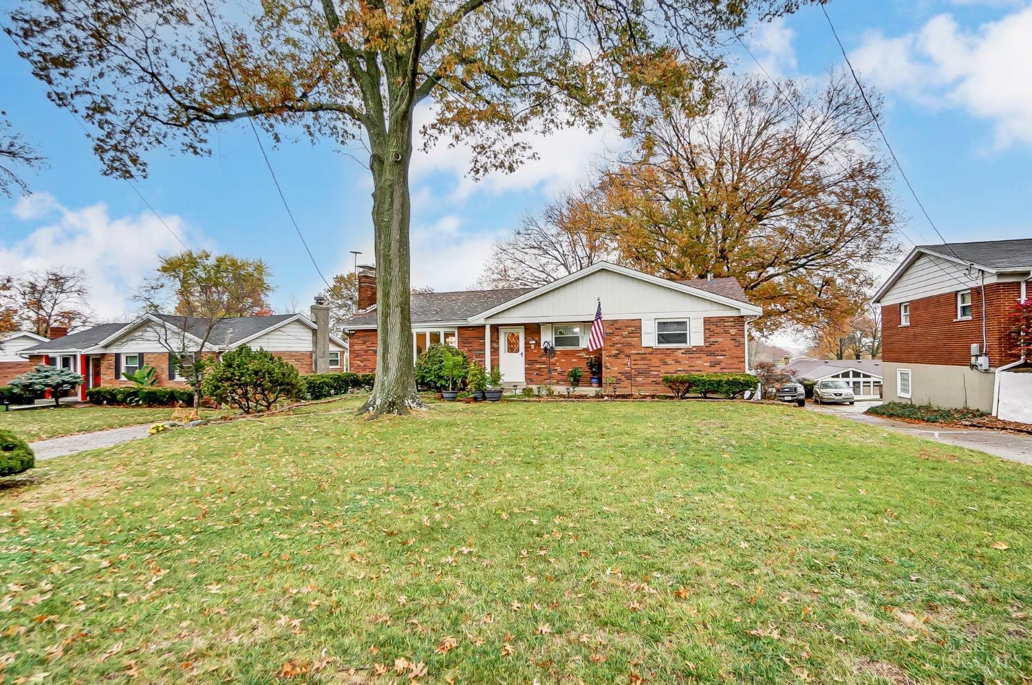 Property Photo: 7914 Cheviot Rd OH 45247