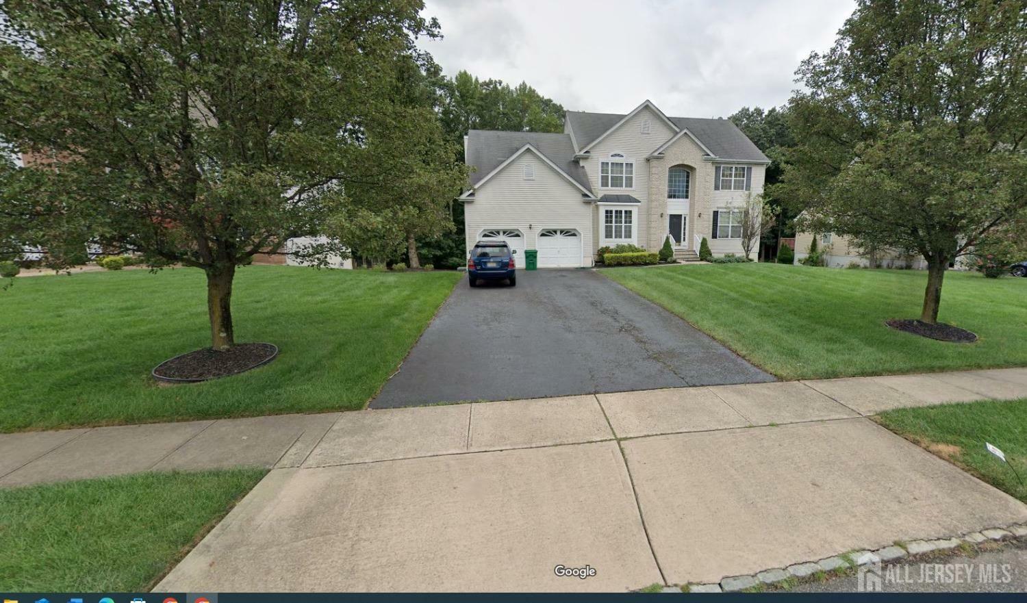 54 McFarlane Circle  Monroe NJ 08831 photo