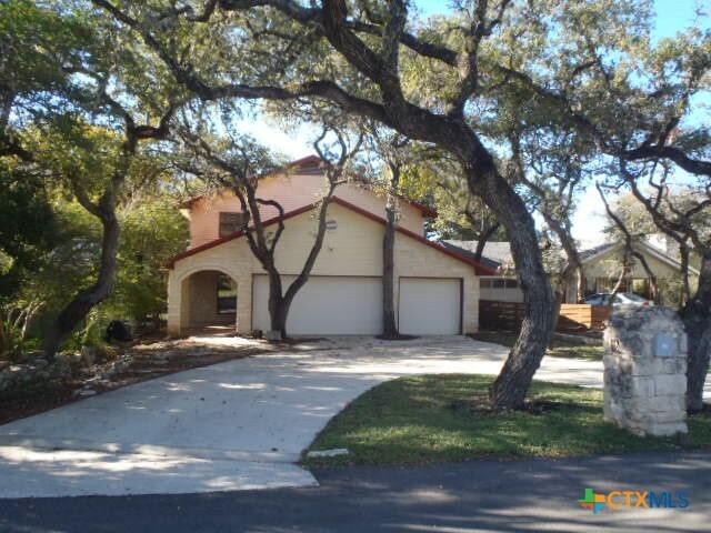 Property Photo:  12 Stonehouse Circle  TX 78676 