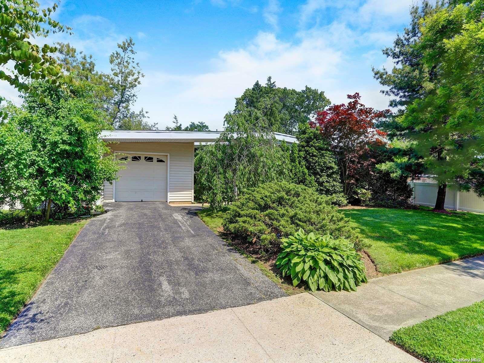 Property Photo: 10 Oakfield Avenue NY 11520