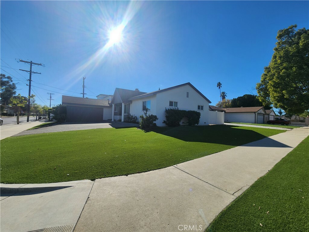 Property Photo:  7911 Ethel Avenue  CA 91605 