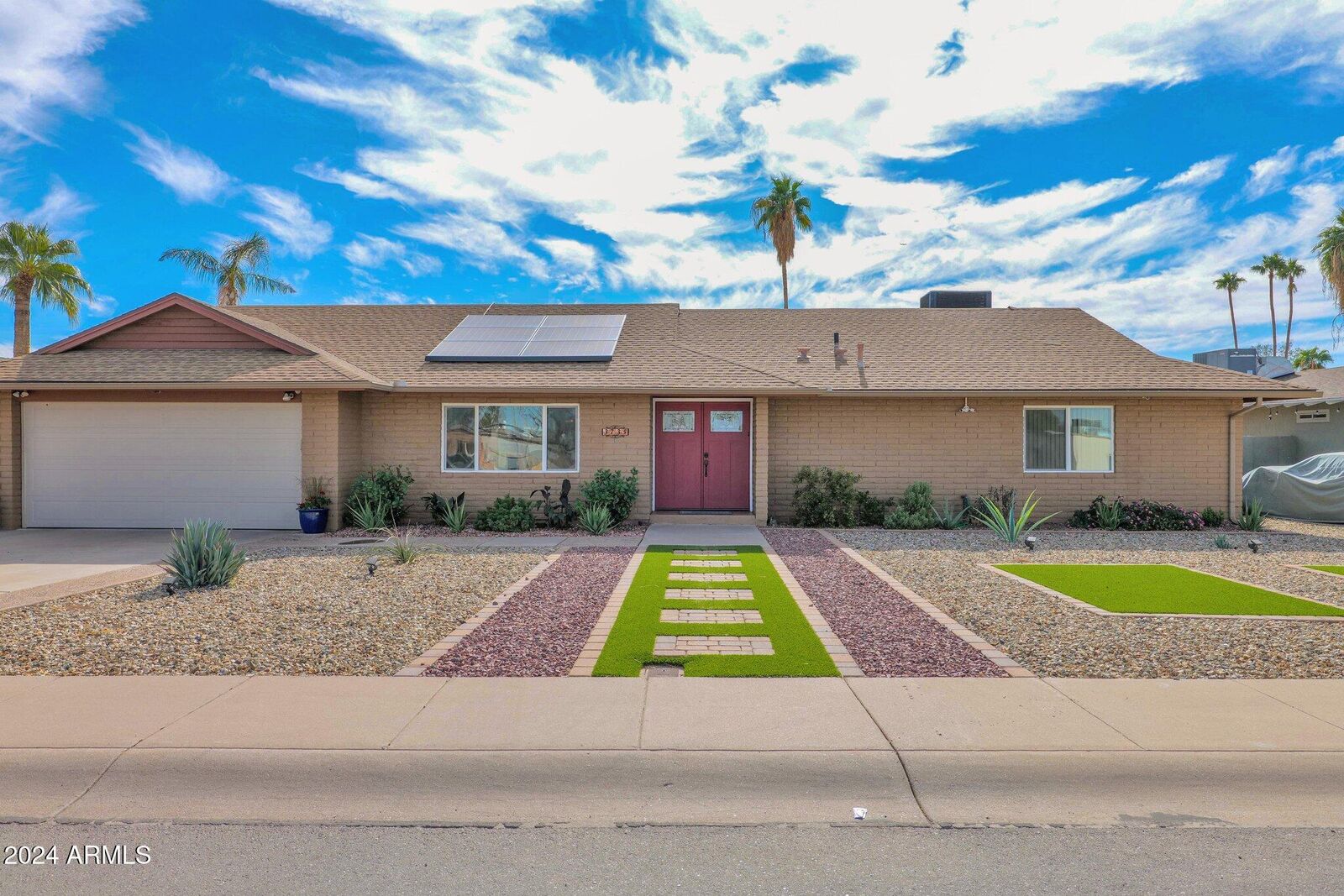 Property Photo: 3735 W Mercer Lane AZ 85029