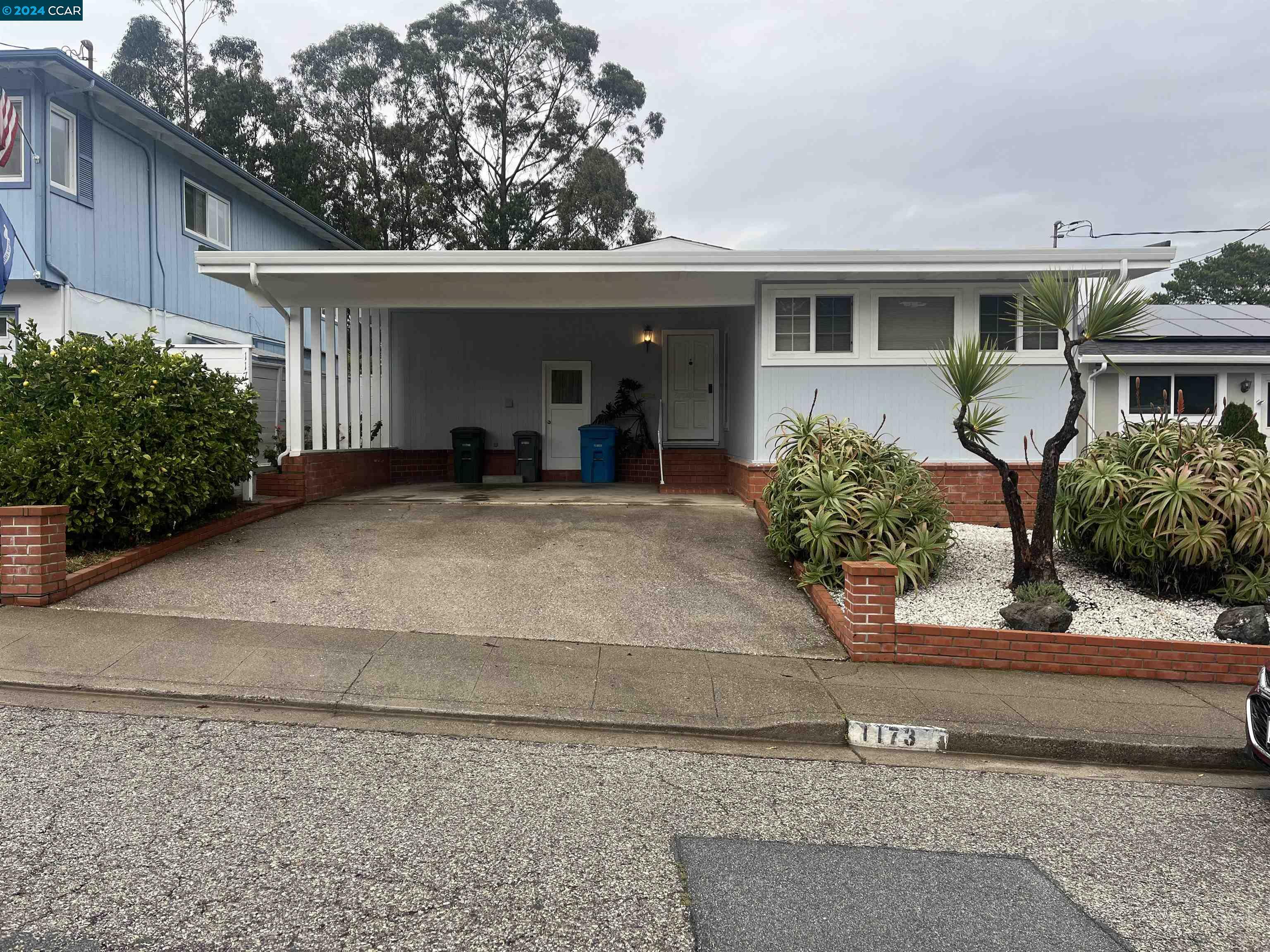 Property Photo:  1173 Manzanita Dr  CA 94044 