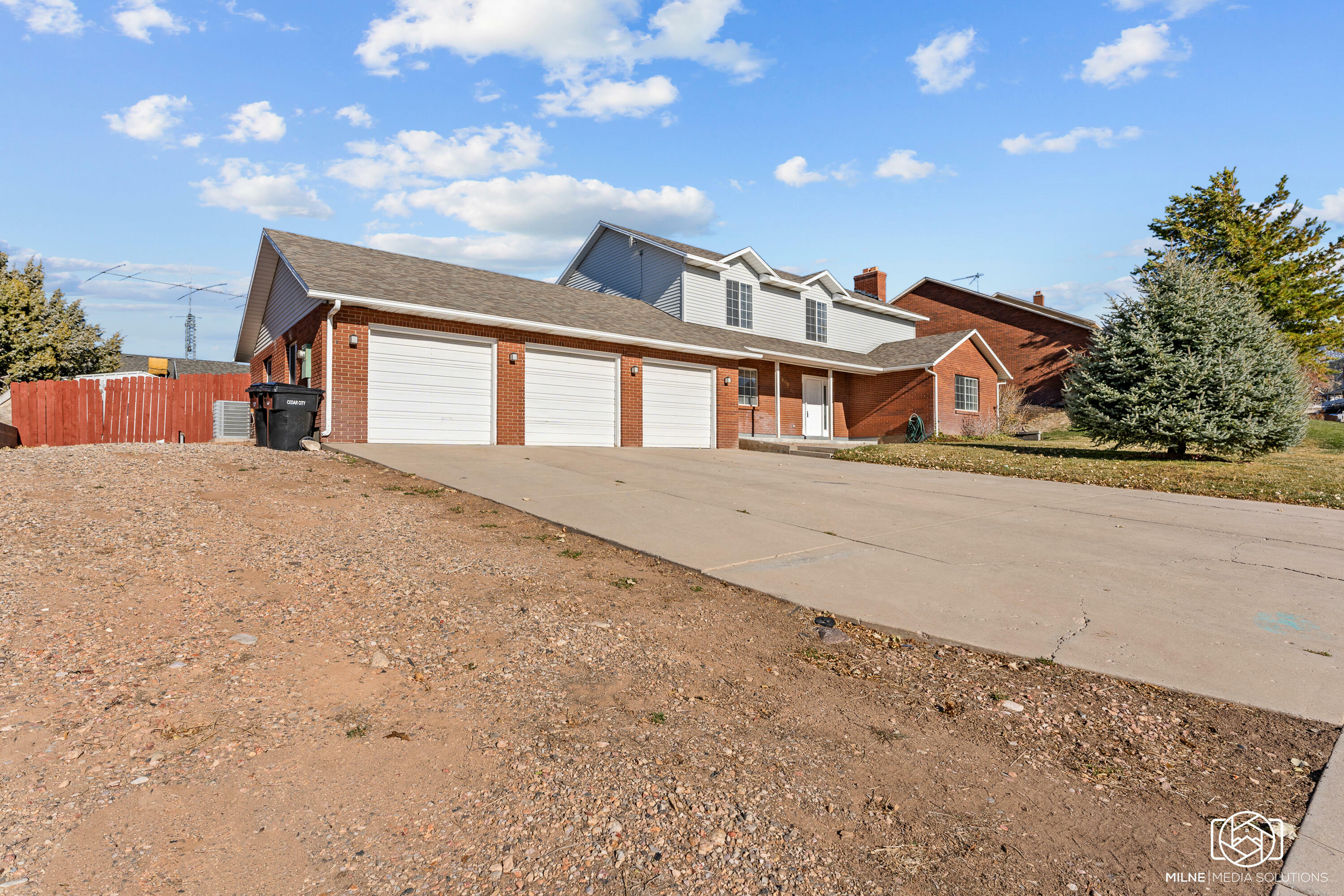 Property Photo:  695 E Cobblecreek Dr  UT 84721 