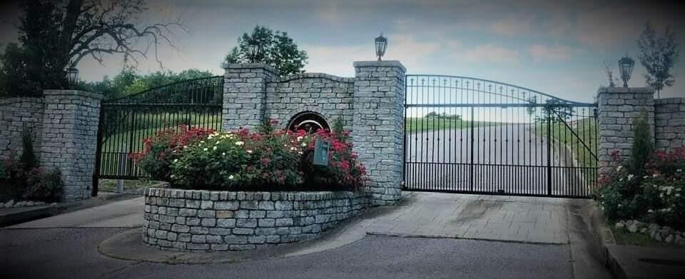 Property Photo:  4276 Equestrian Way Lot25  KY 40475