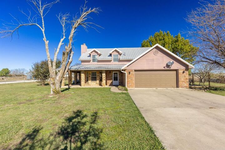 302 S Sulphur Street  Leonard TX 75452 photo