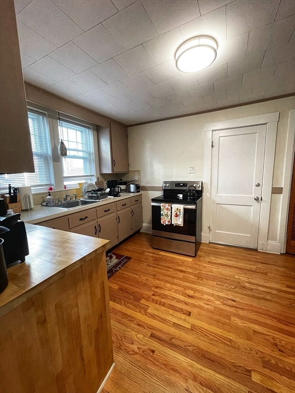 Property Photo:  41 Lincoln St 1  MA 02152 