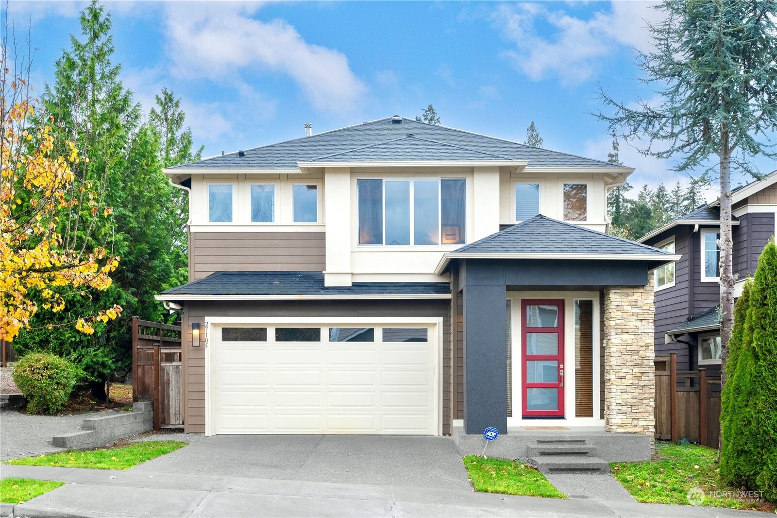 Property Photo: 27105 105th Avenue SE WA 98030