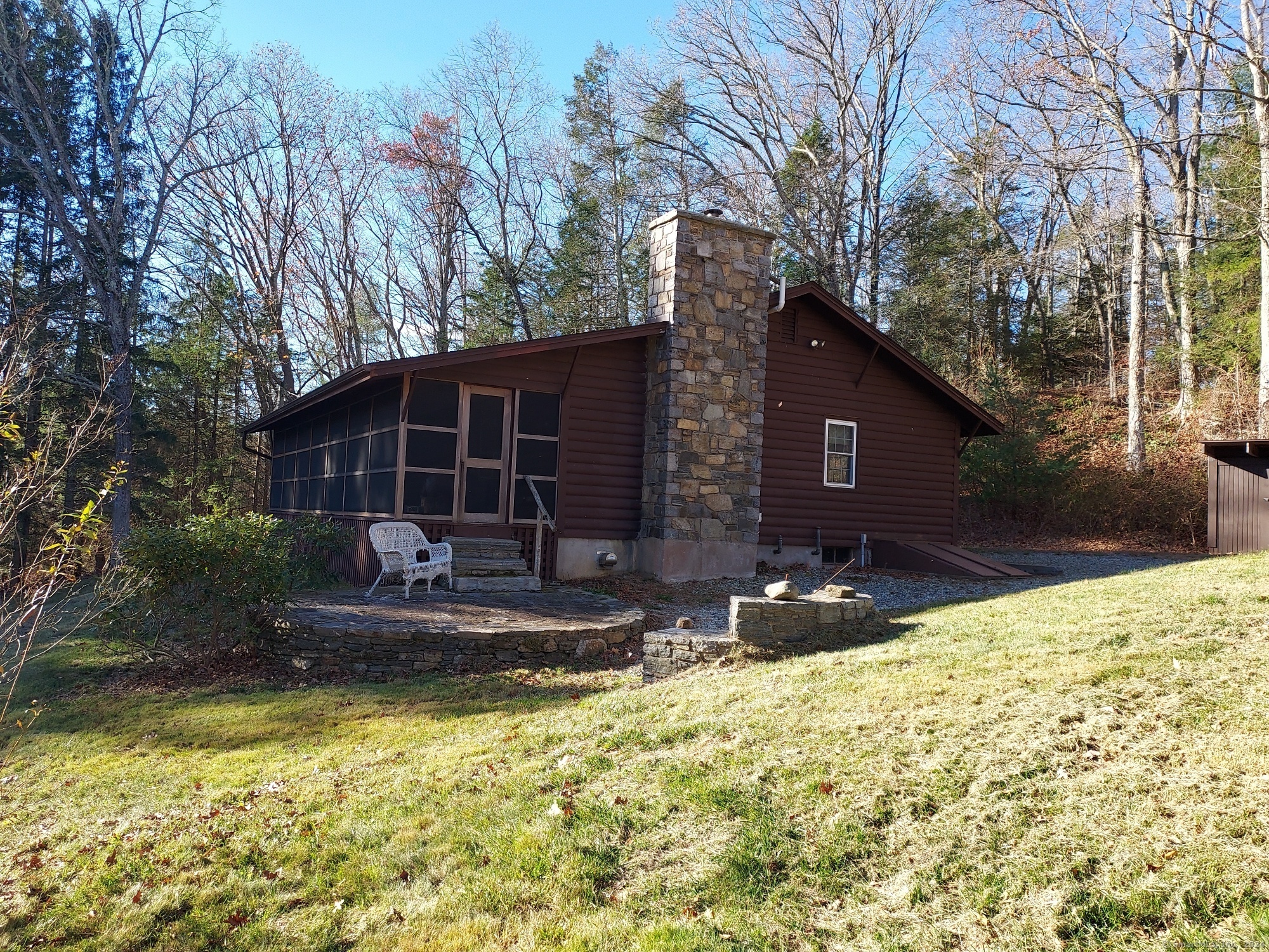 Property Photo:  61 North Parker Road  CT 06447 