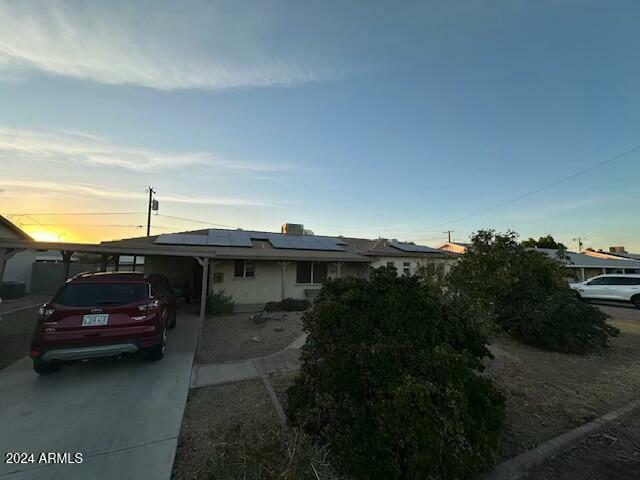 Property Photo:  872 N Dakota Street  AZ 85225 