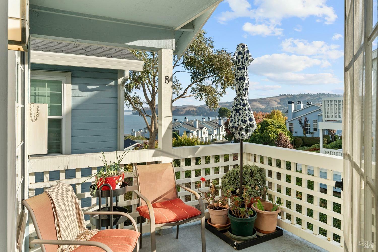 Property Photo:  411 Stinson Street 8  CA 94591 