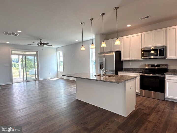 Property Photo: 168 Santiago Circle WV 25403