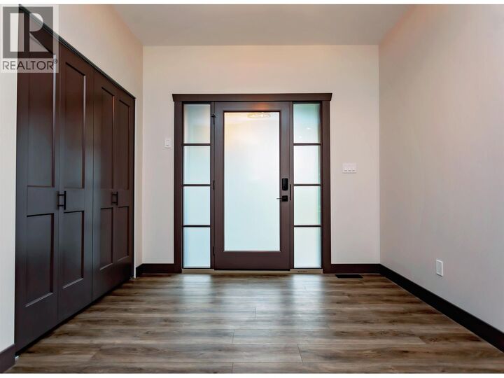Property Photo: 273 Loganberry Avenue BC V8C 0B6