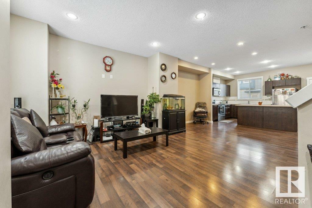 Property Photo:  6075 Schonsee Way NW 58  AB T5E 5X7 