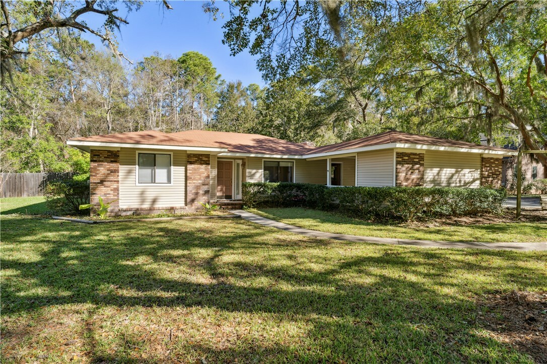 Property Photo:  146 Sherwood Forest Circle  GA 31525 