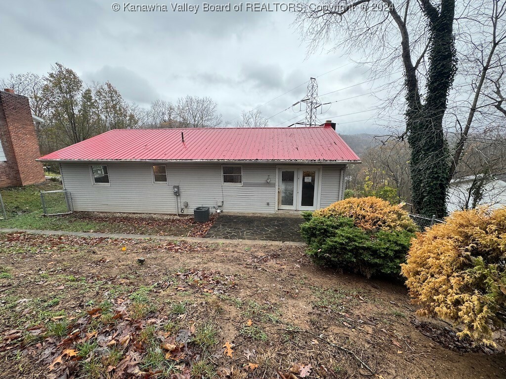 Property Photo:  106 Azalea Drive  WV 25071 