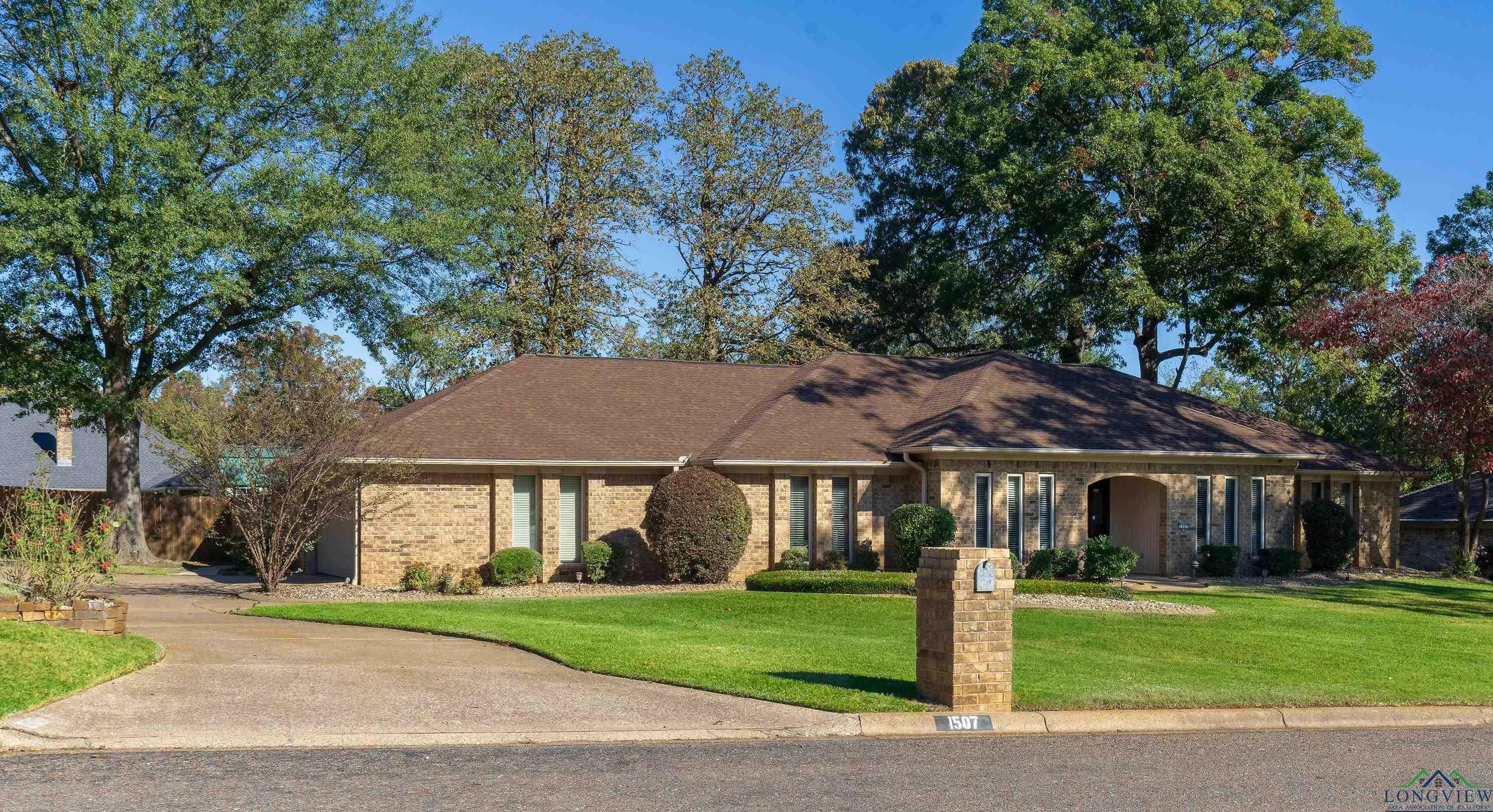 Property Photo:  1507 W Northwood Ct.  TX 75605 