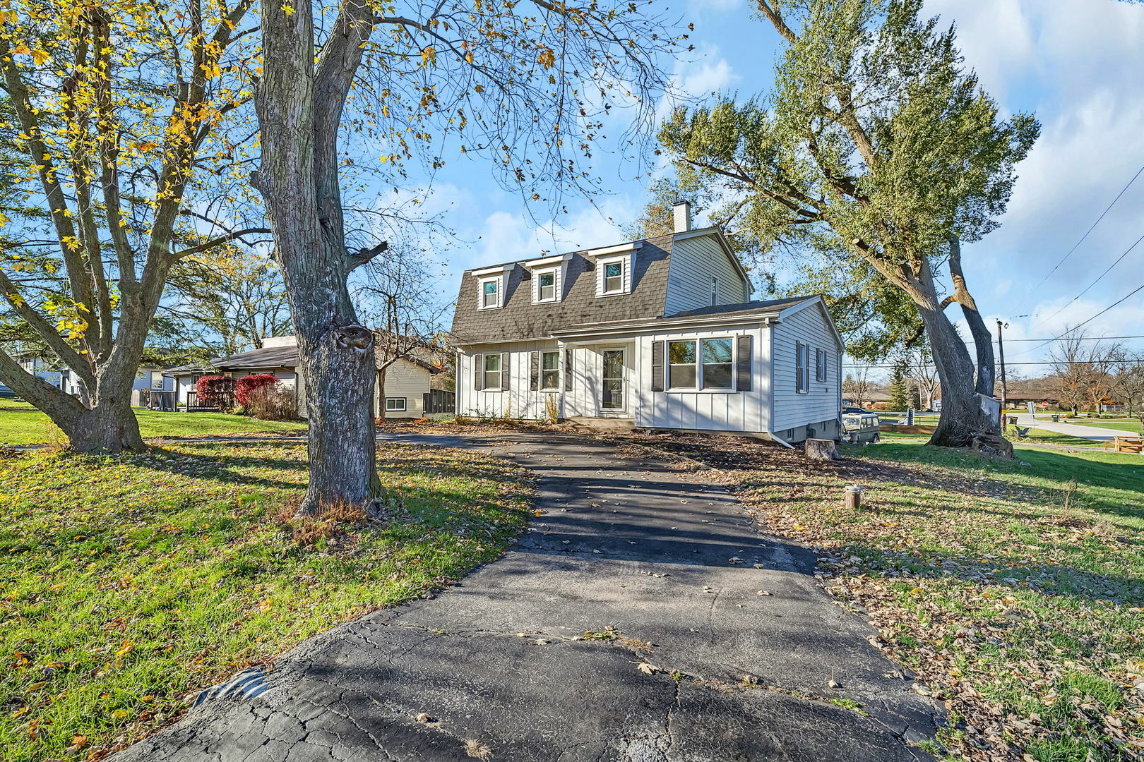 Property Photo: 22940 W Essex Drive IL 60410