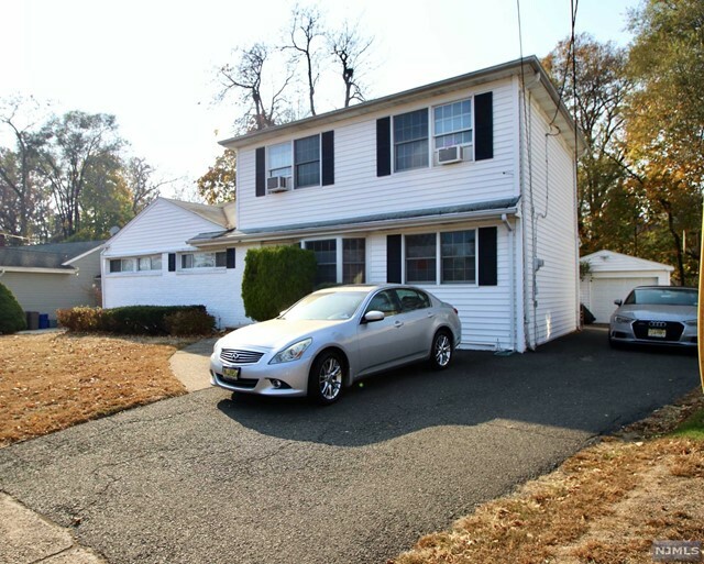 Property Photo:  14 Harlow Crescent  NJ 07410 