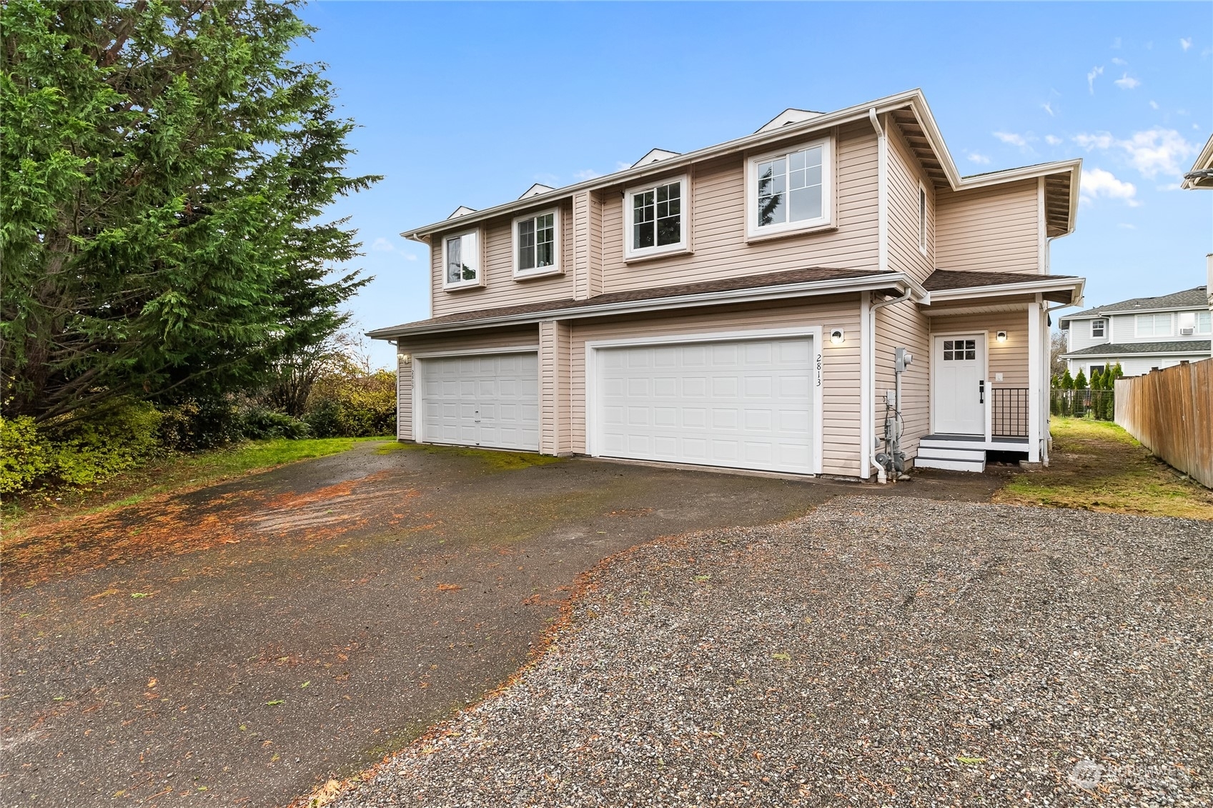 Property Photo:  2813 Valencia Street  WA 98226 