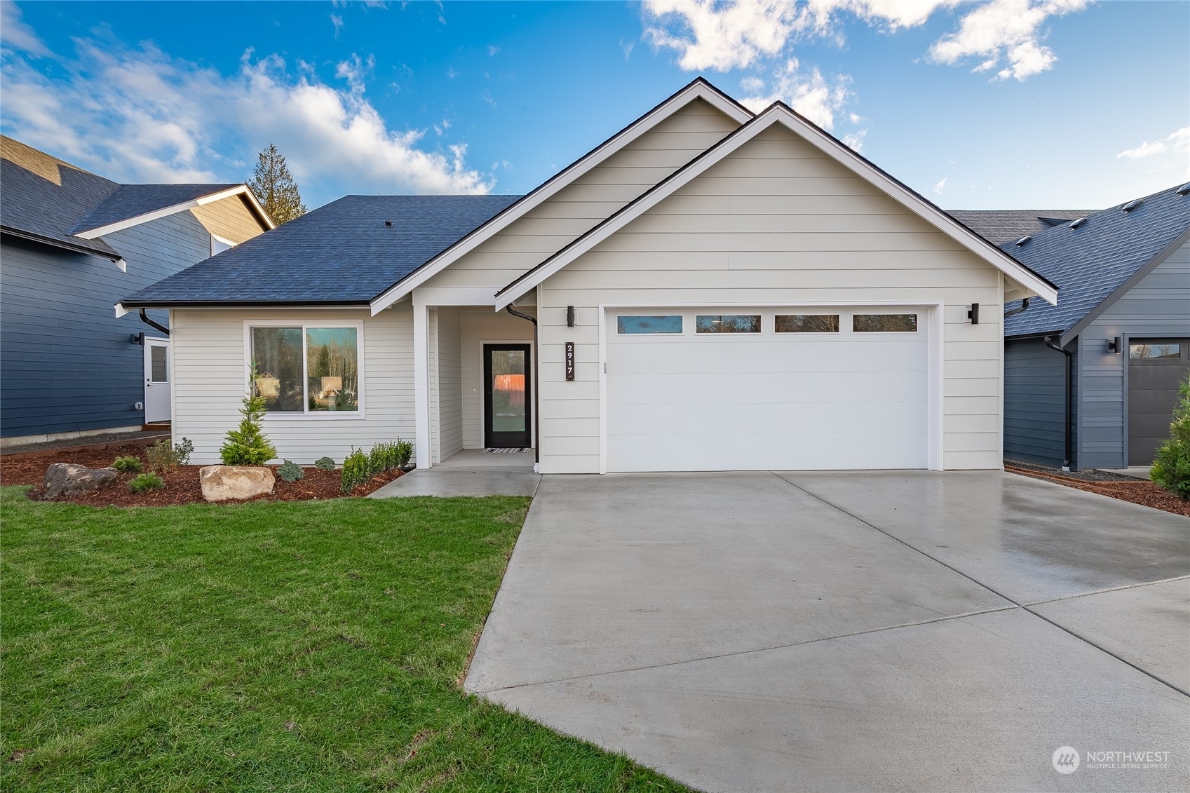 2917  Hazelwood Drive  Blaine WA 98230 photo