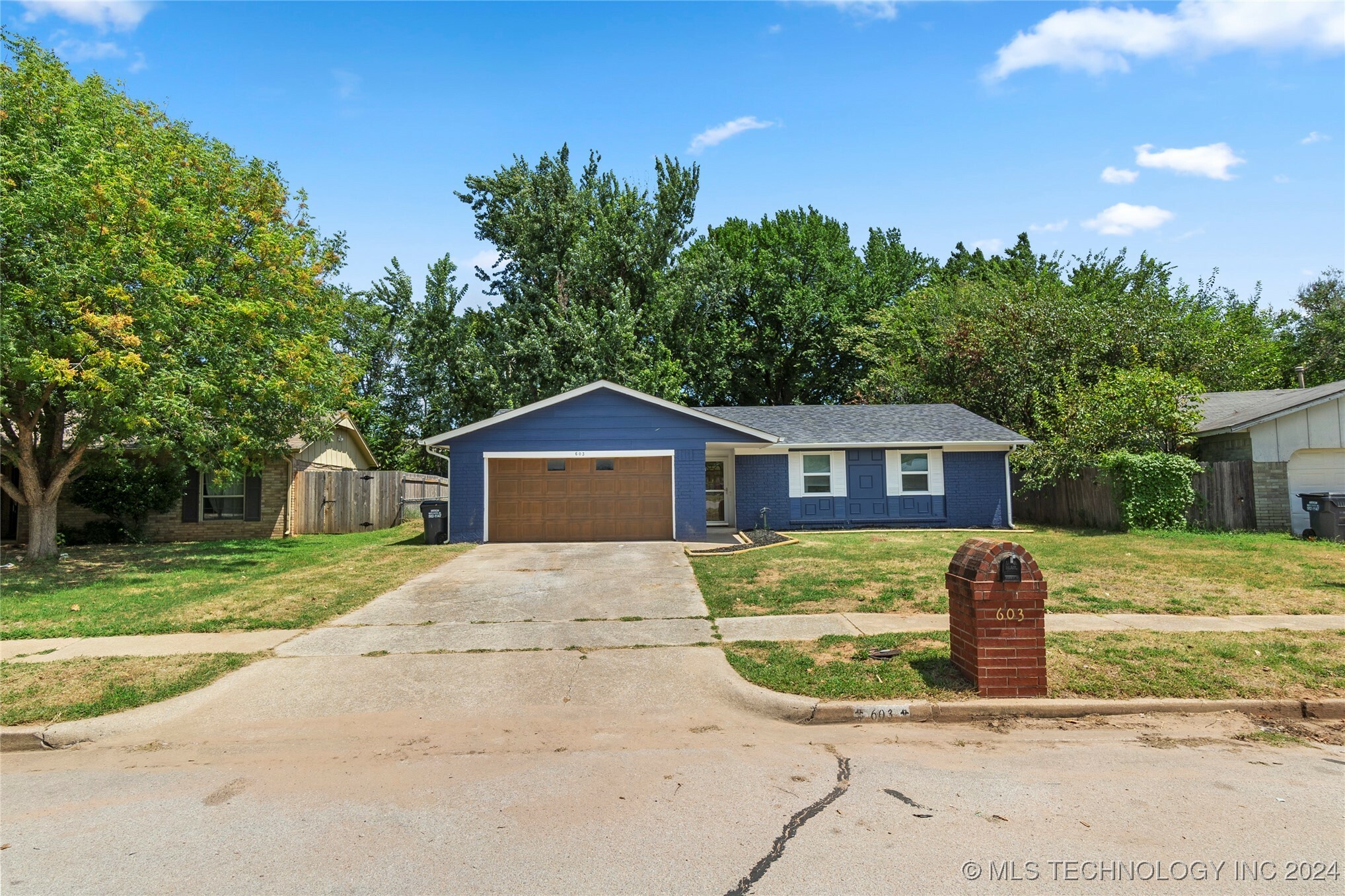 Property Photo:  603 N Cedar Street  OK 74037 