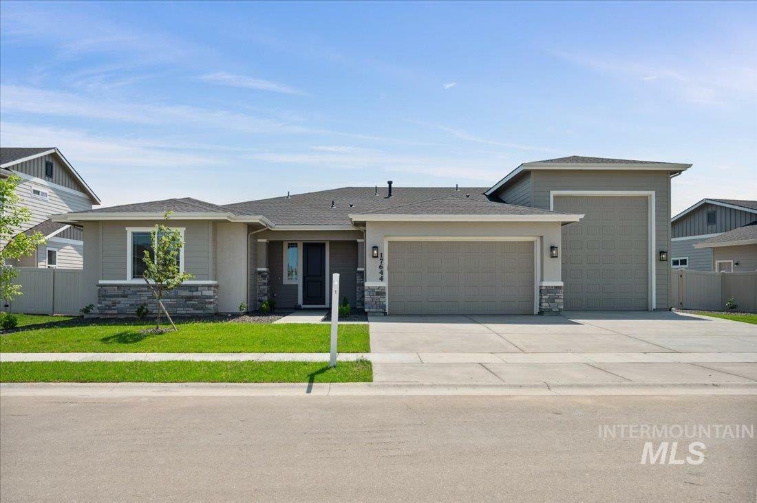 Property Photo: 17644 N Elk Falls Way ID 83687