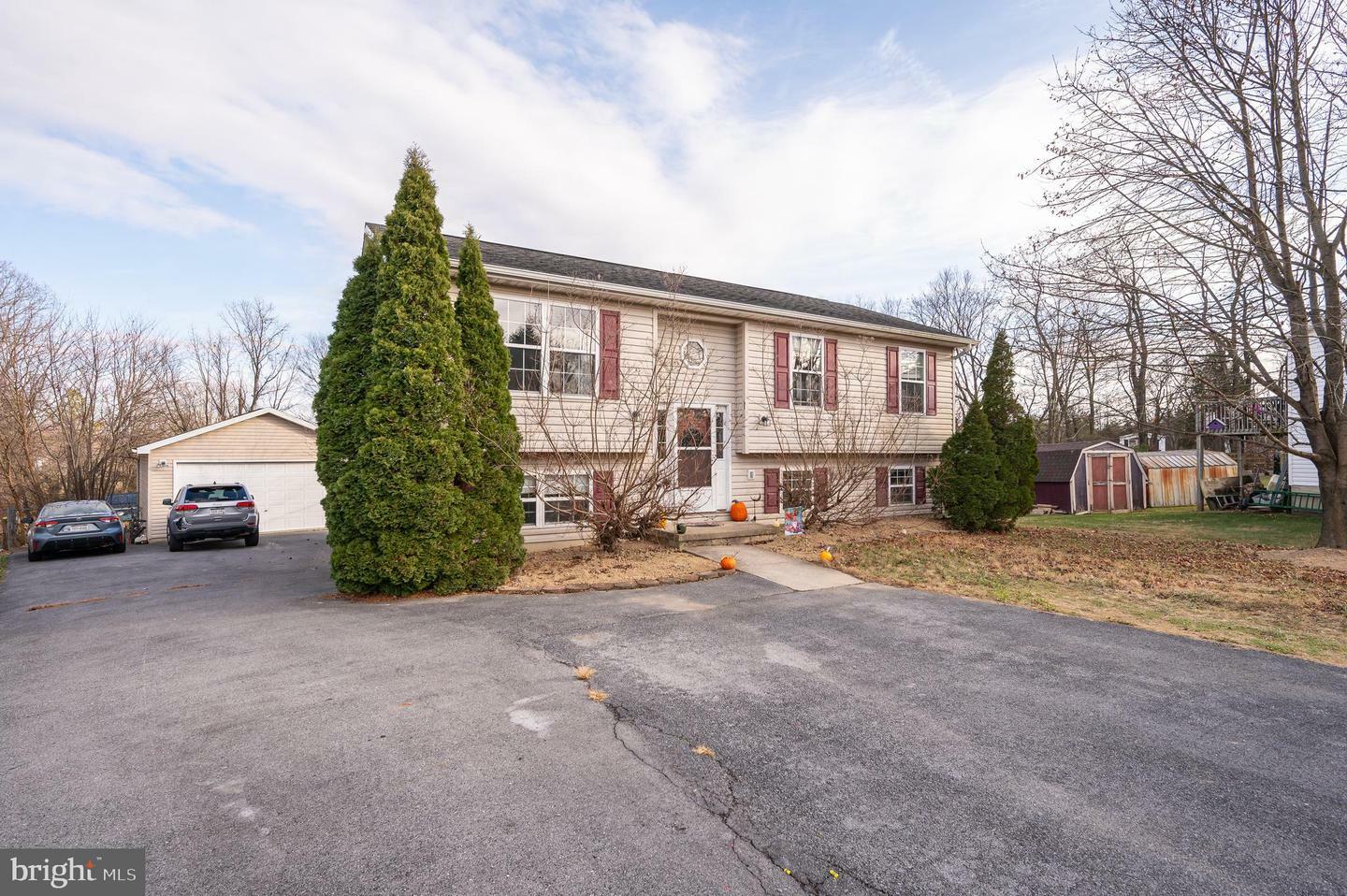 Property Photo:  112 Arbutus Lane  WV 25405 