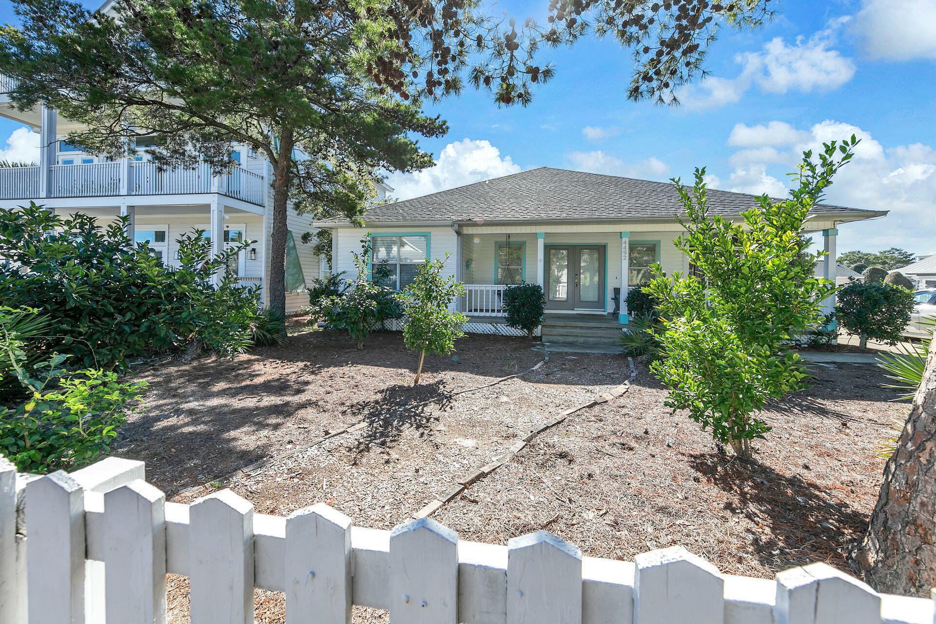 Property Photo:  4492 Luke Avenue  FL 32541 