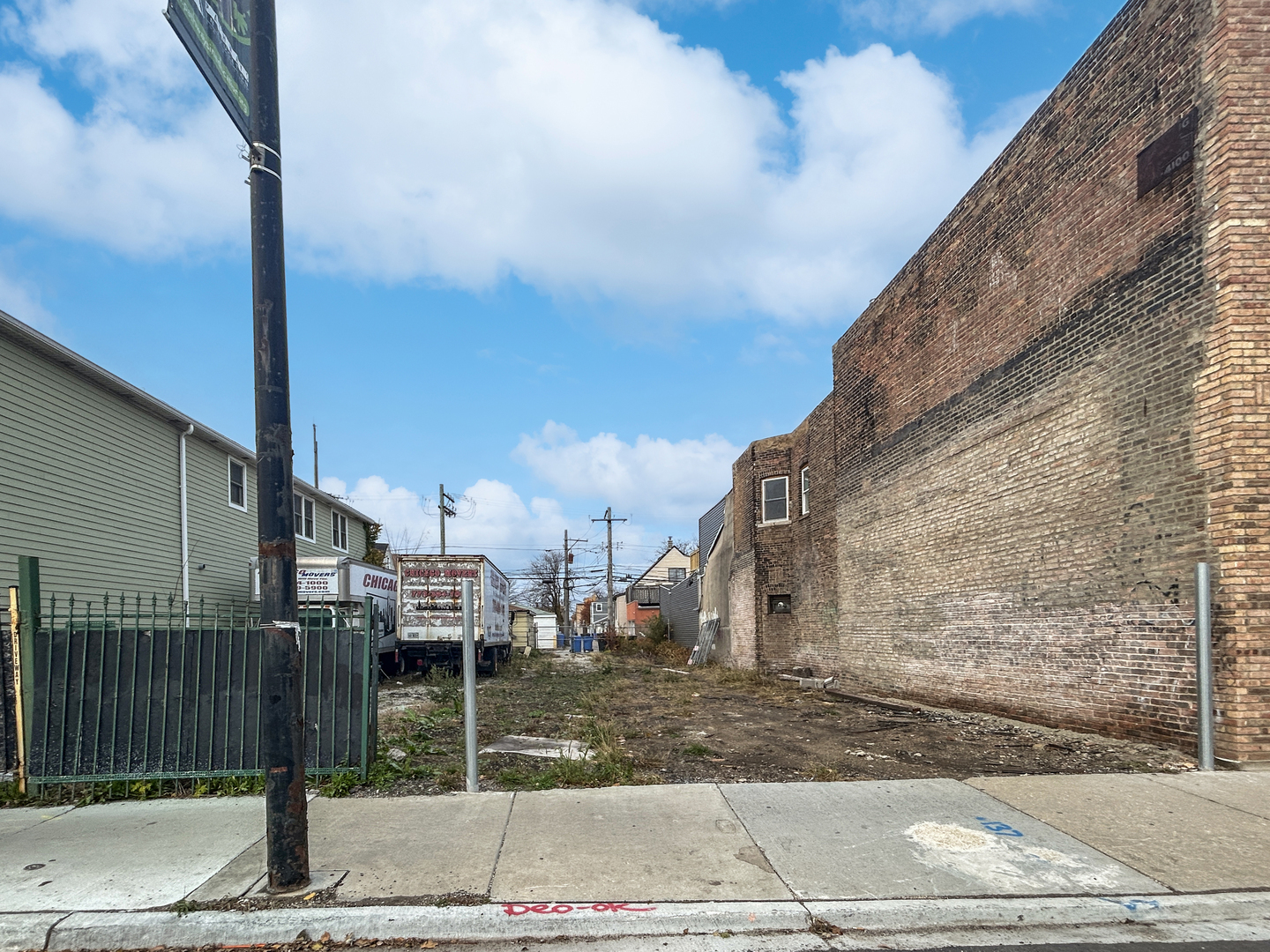 Property Photo:  3046 W Belmont Avenue  IL 60618 