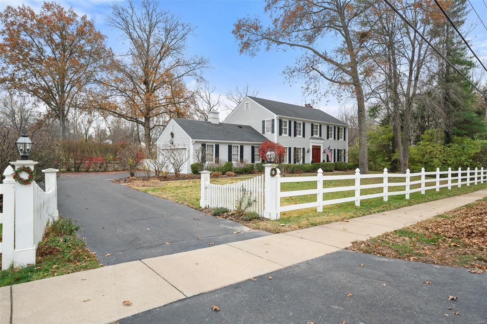 Property Photo:  12764 Conway Road  MO 63141 