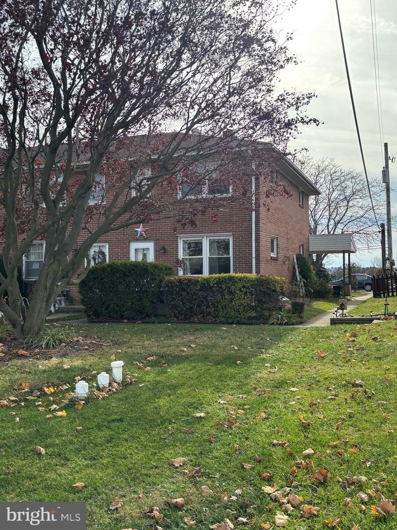 Property Photo:  1930 Lincoln  PA 17602 