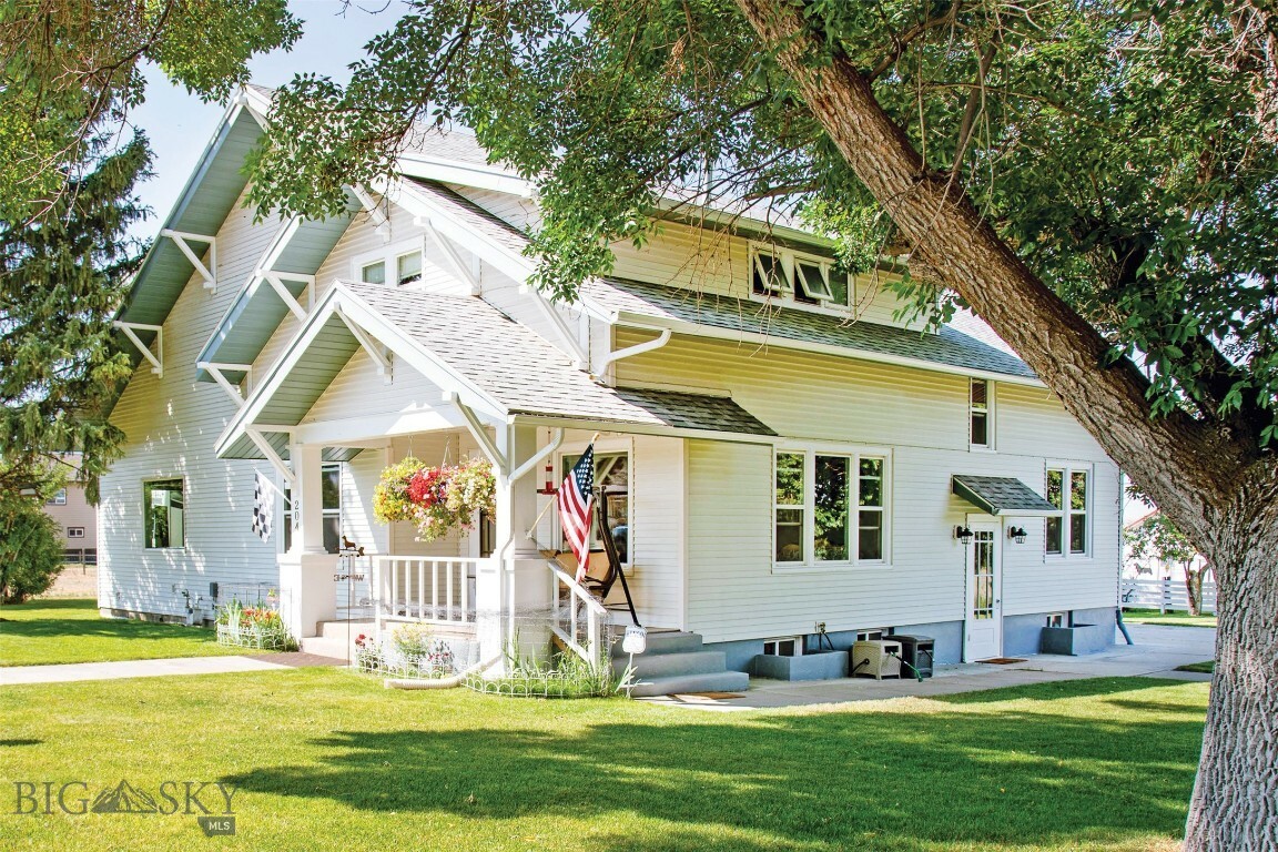 Property Photo: 204 Boundary Street MT 59749