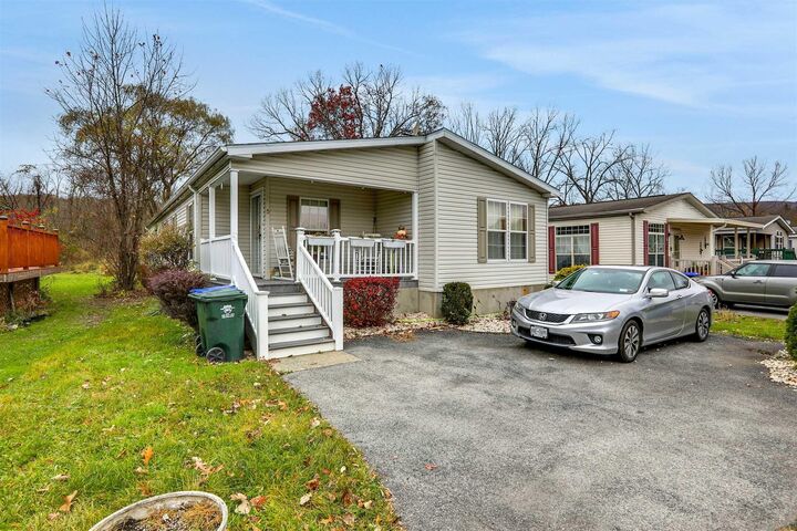 5 Lilac  Highland Mills NY 10930 photo