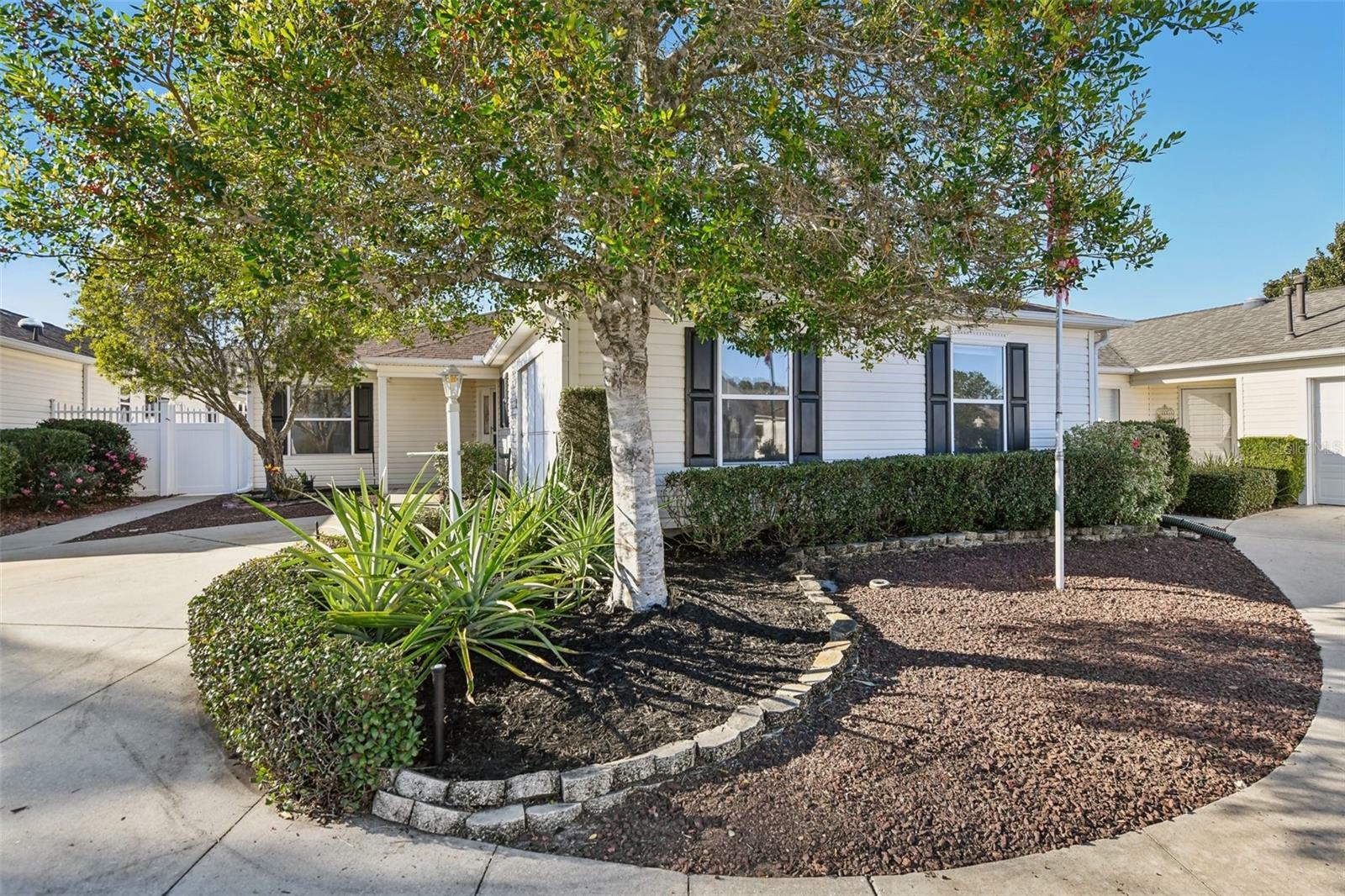 Property Photo:  17694 SE 84th Peyton Court  FL 32162 