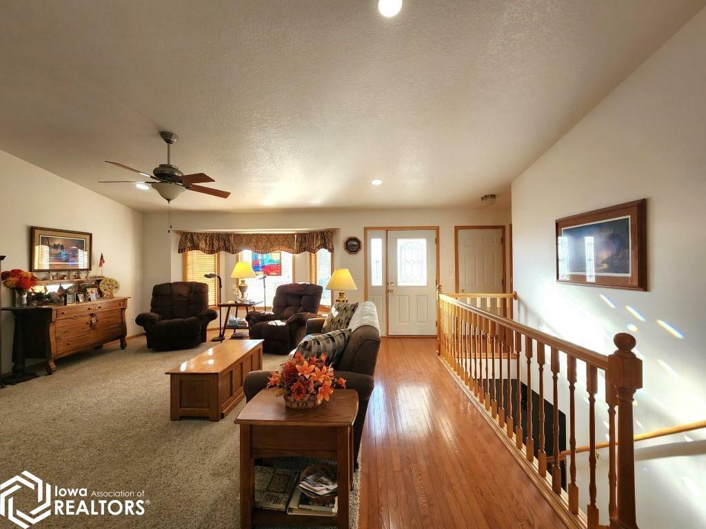 Property Photo:  2212 14th Avenue  IA 50428 