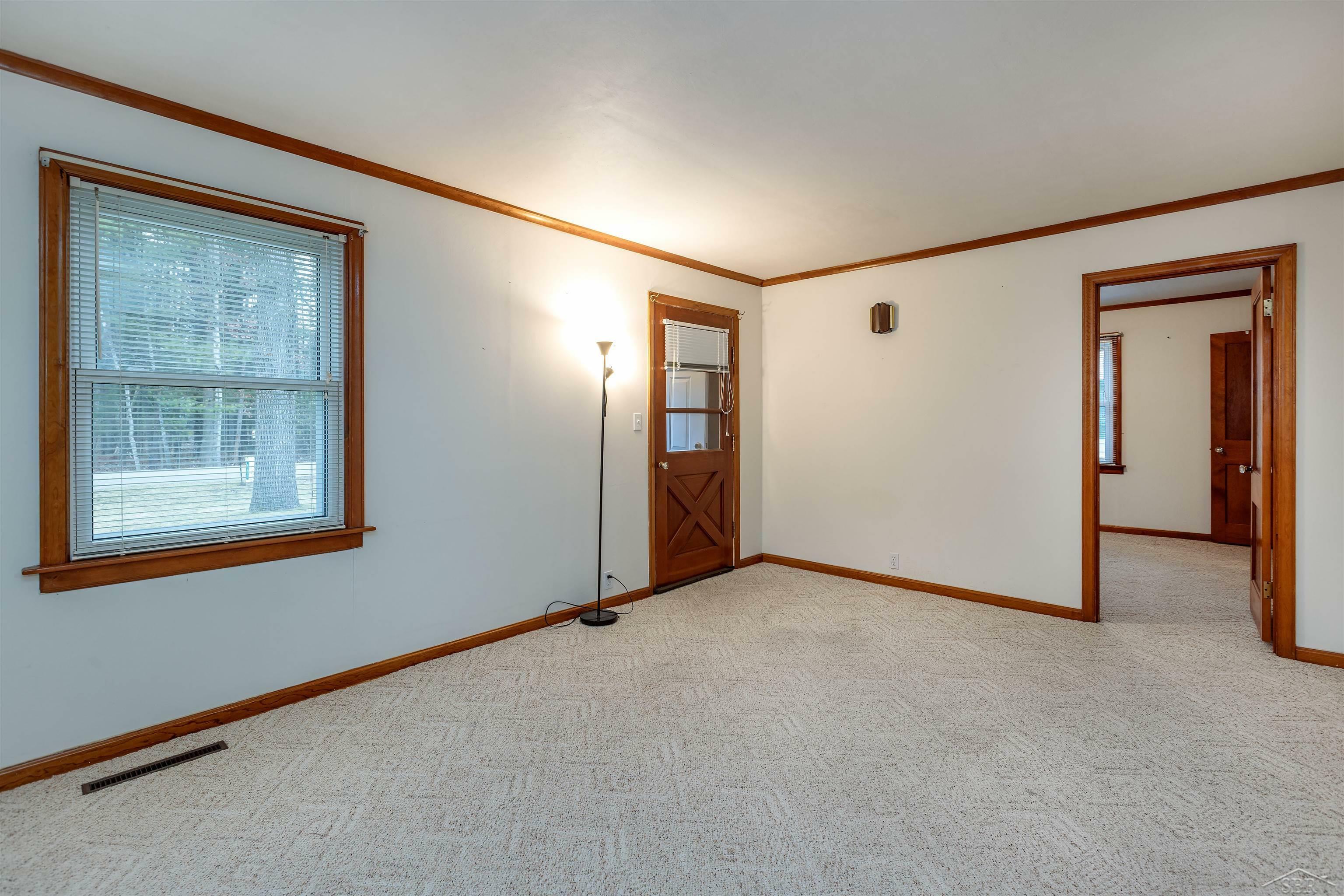 Property Photo:  497 W Tittabawassee Street  MI 48657 