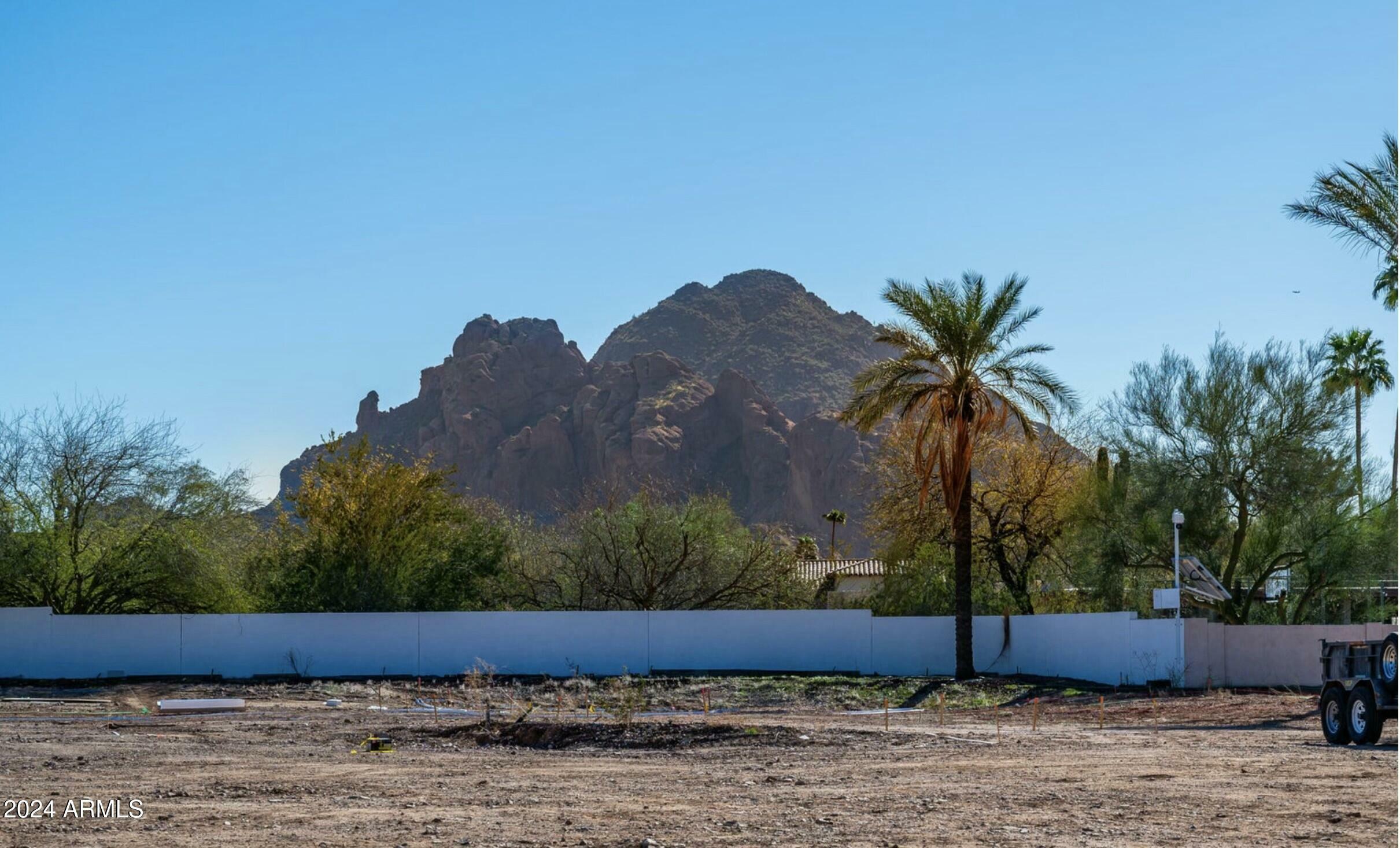 Property Photo:  3627 E Bethany Home Road -  AZ 85253 