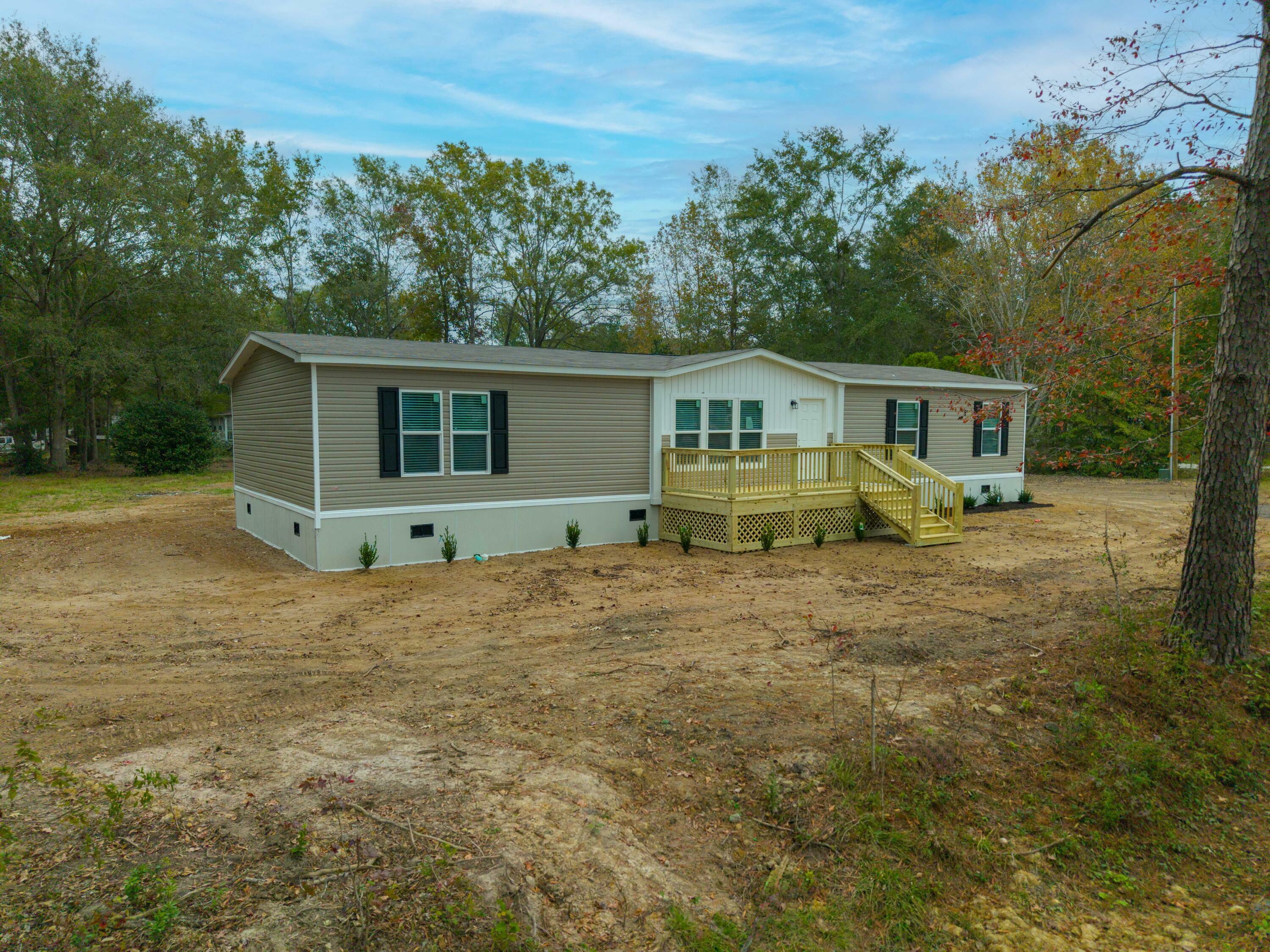 Property Photo:  220 Dean Drive  SC 29483 