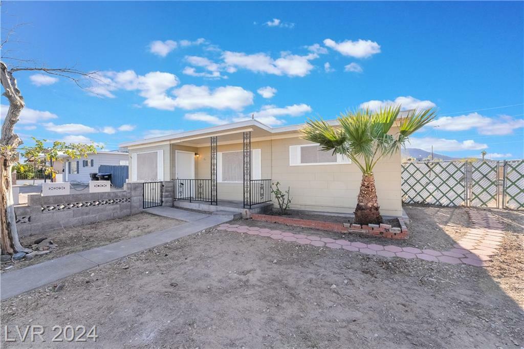 Property Photo:  10 Nevada Way  NV 89015 