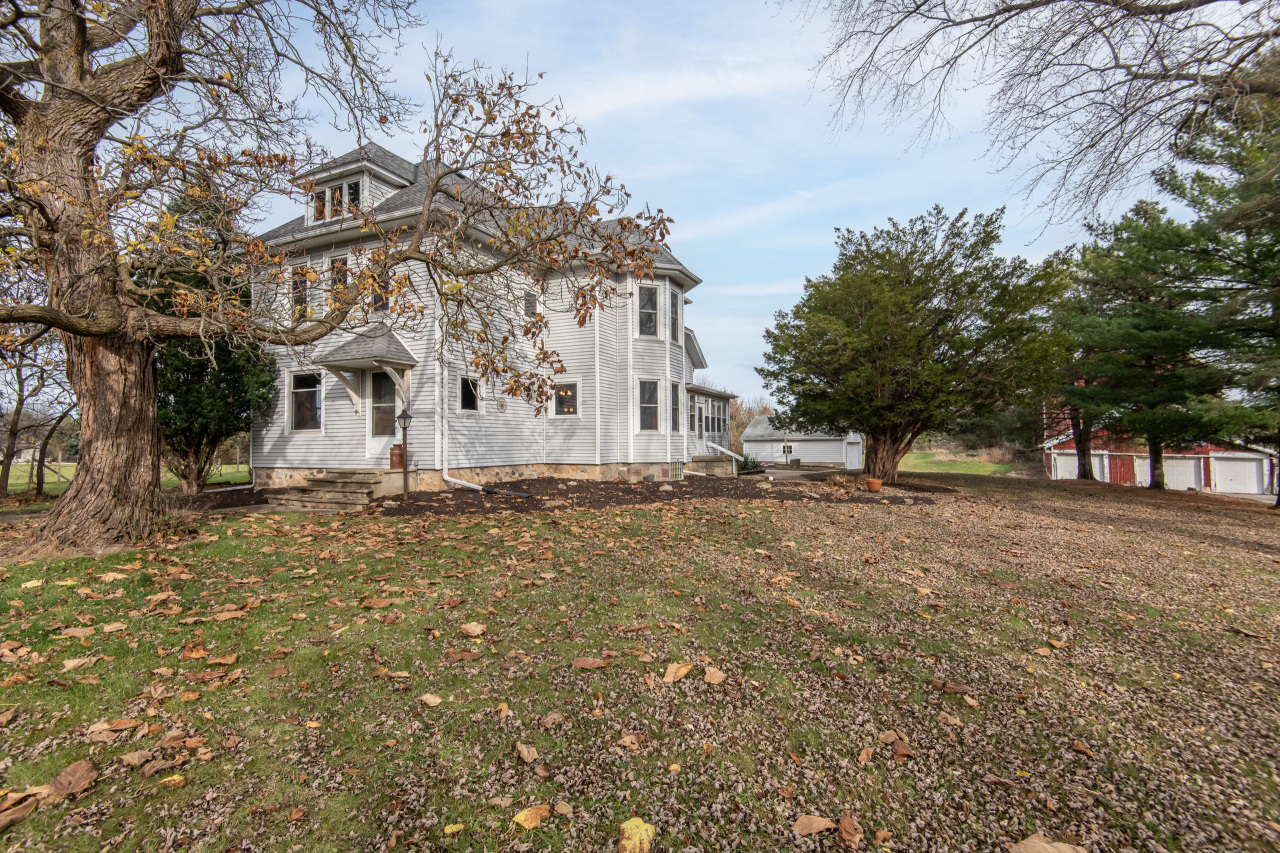 Property Photo: 130 N Dousman Rd WI 53066