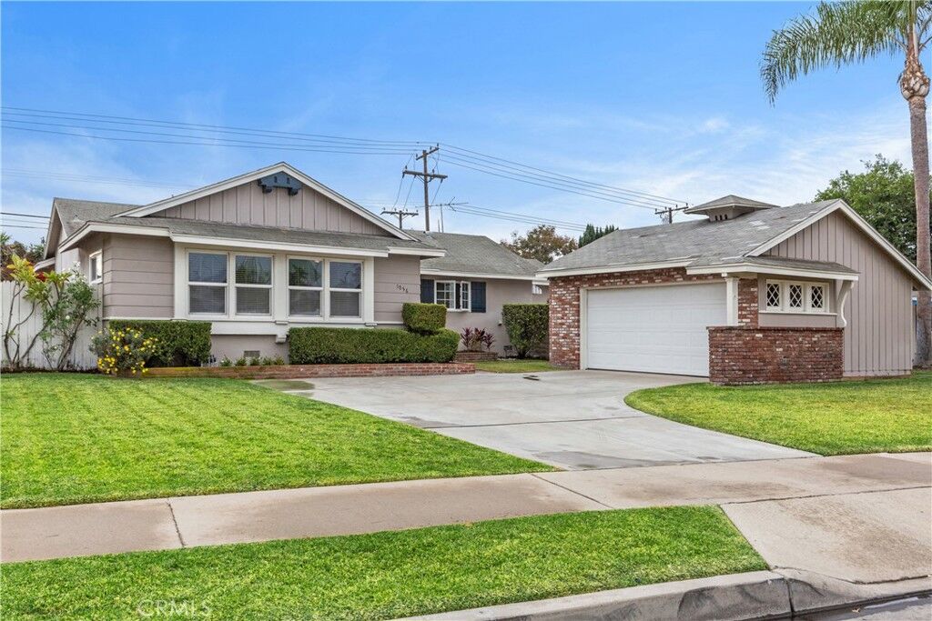 Property Photo: 1856 W. Chalet Avenue CA 92804